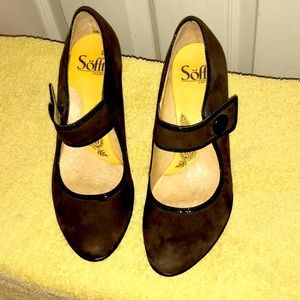 Sofft, 6.5, dark brown suede maryjanes.